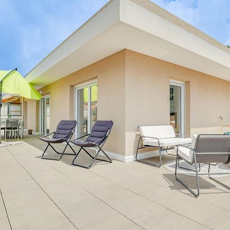 Spacieux Rooftop Parking, Terrasse Ensoleillee Μεντόν Εξωτερικό φωτογραφία