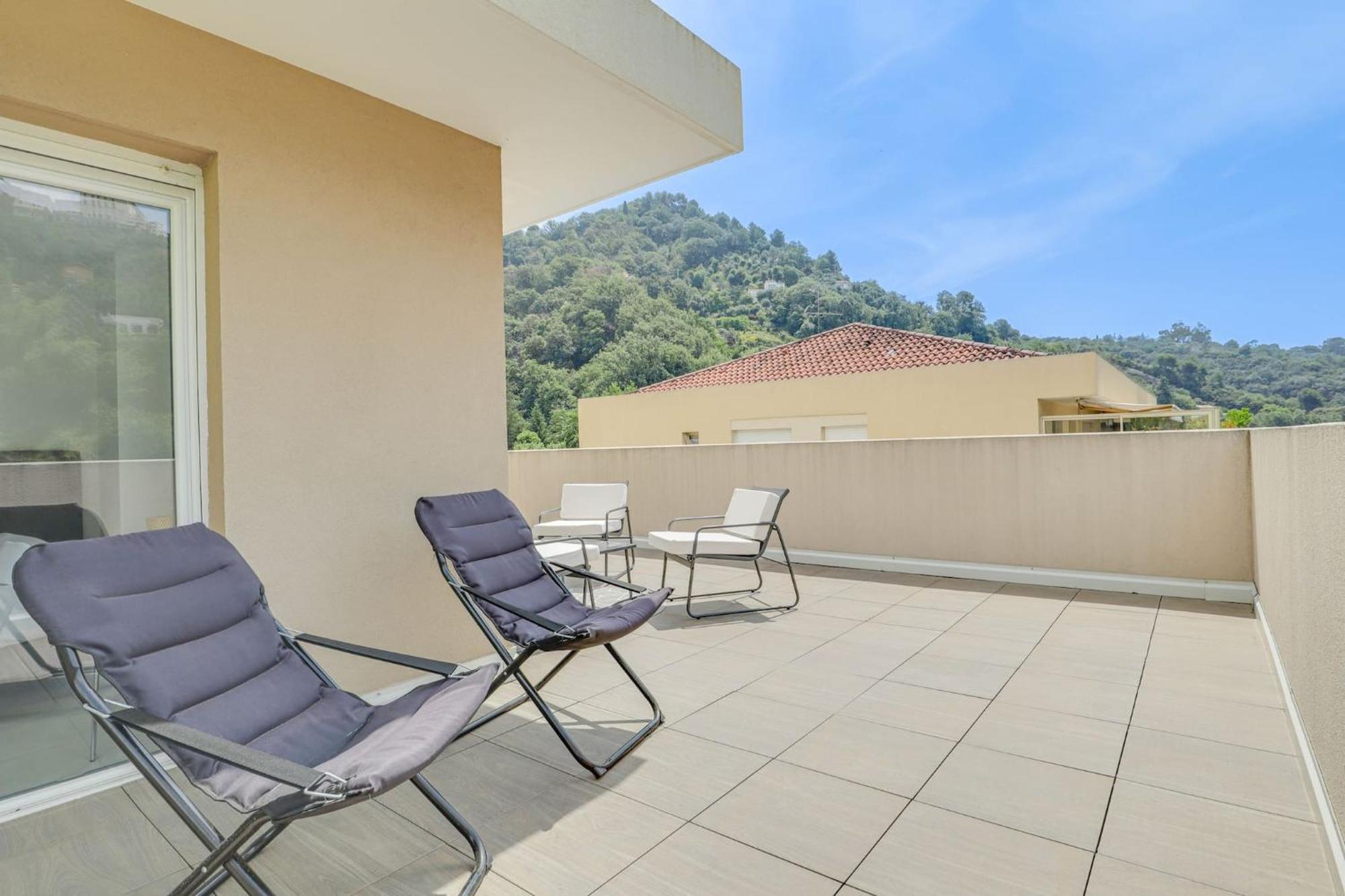 Spacieux Rooftop Parking, Terrasse Ensoleillee Μεντόν Εξωτερικό φωτογραφία